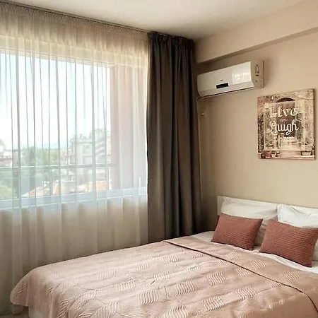 апартамент в подножието на стария град Apartment Plovdiv