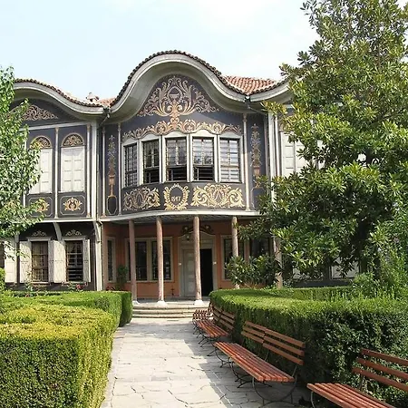 Apartment апартамент в подножието на стария град *